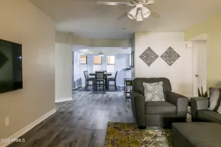 Photo #5: 6403813 Listing