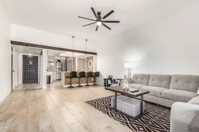 MLS: 6403902 Condo For Sale