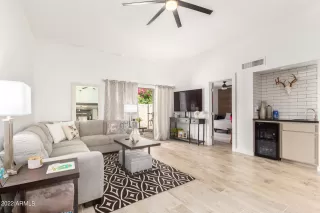 Photo #1: 6403902 Listing