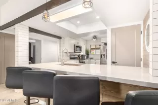 Photo #3: 6403902 Listing