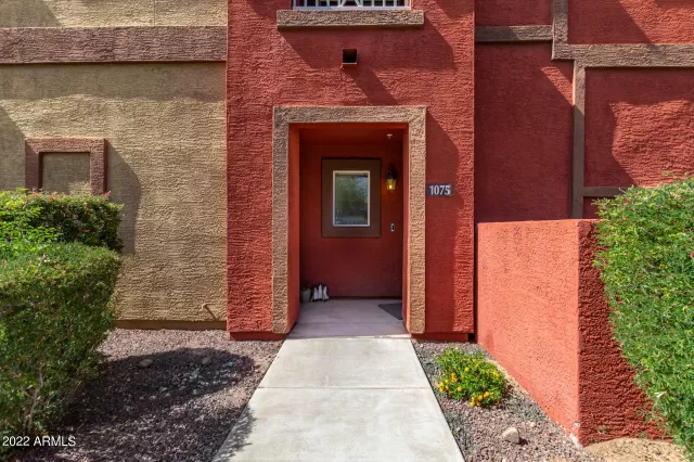 MLS: 6403974 Condo For Sale