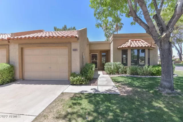 MLS: 6403989 Condo For Sale