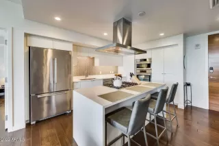 Photo #5: 6404135 Listing 