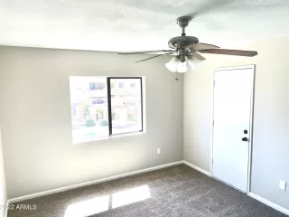 Photo #6: 6404298 Listing