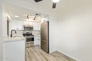 Photo #3: 6404459 Listing