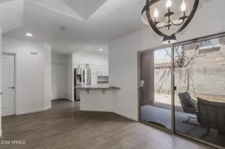 Photo #2: 6404592 Listing