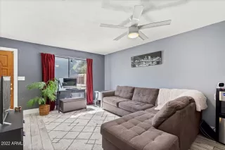 Photo #4: 6404617 Listing