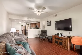 Photo #5: 6404684 Listing 