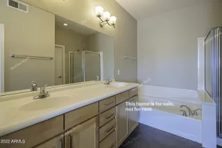 Photo #5: 6404718 Listing