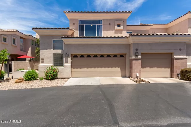 MLS: 6404958 Condo For Sale