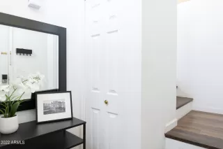 Photo #1: 6404968 Listing