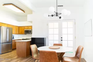 Photo #4: 6404968 Listing