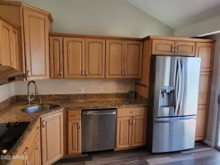 Photo #6: 6405016 Listing