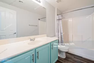 Photo #5: 6405017 Listing