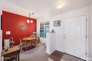 Photo #6: 6405064 Listing