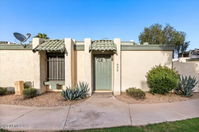 MLS: 6405068 Condo For Sale