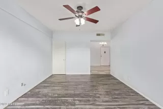 Photo #6: 6405086 Listing 