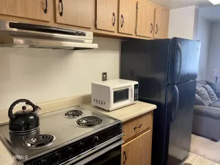 Photo #5: 6405285 Listing 