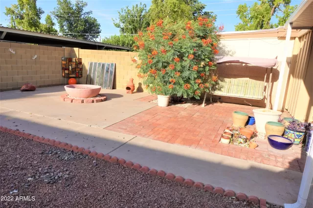 MLS: 6405309 Condo For Sale