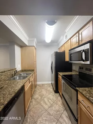 Photo #2: 6405486 Listing