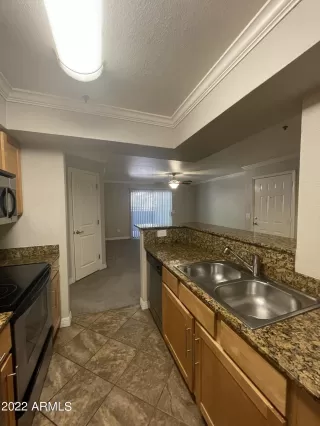 Photo #4: 6405486 Listing