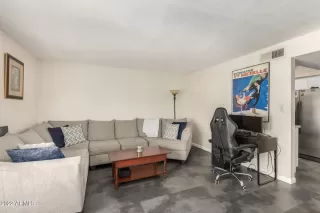 Photo #6: 6405492 Listing