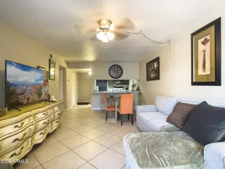 Photo #3: 6405504 Listing