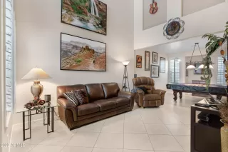 Photo #5: 6405518 Listing