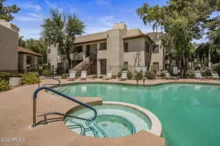 Photo #4: 6405598 Listing 