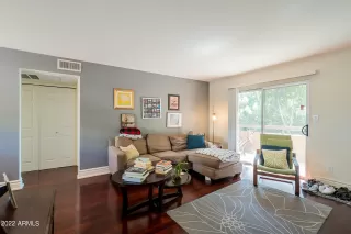 Photo #2: 6405628 Listing