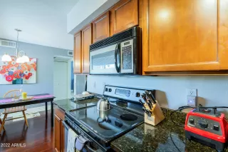 Photo #4: 6405628 Listing