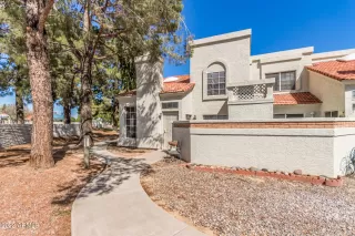 Photo #1: 6405695 Listing