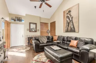 Photo #3: 6405695 Listing