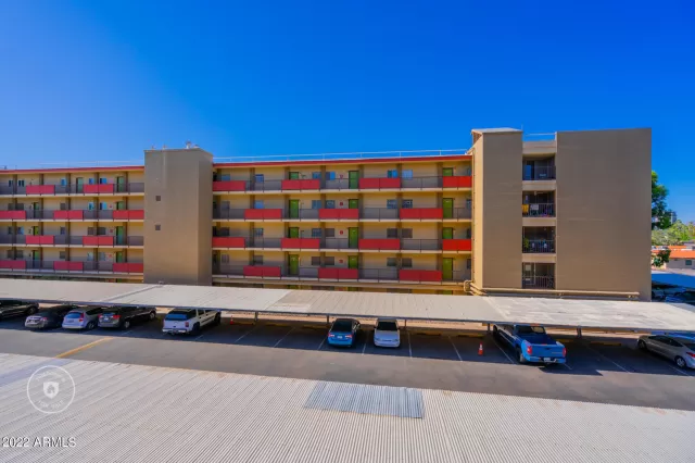 MLS: 6405697 Condo For Sale