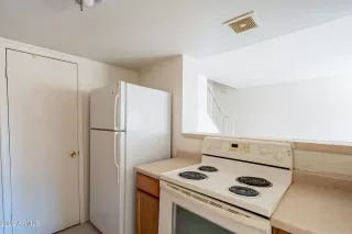 Photo #5: 6405756 Listing 
