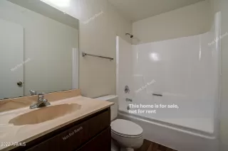 Photo #3: 6405829 Listing