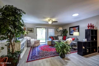 Photo #5: 6405871 Listing