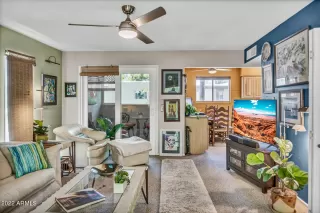 Photo #4: 6405902 Listing 