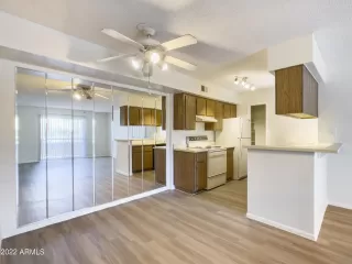 Photo #4: 6405925 Listing 