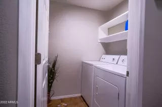 Photo #6: 6406109 Listing 