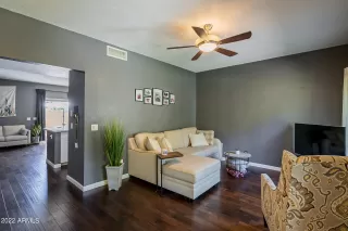 Photo #5: 6406141 Listing