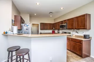 Photo #2: 6406155 Listing