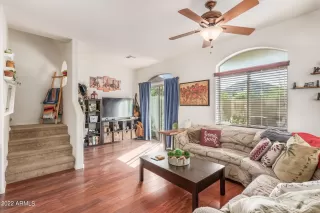 Photo #2: 6406159 Listing 