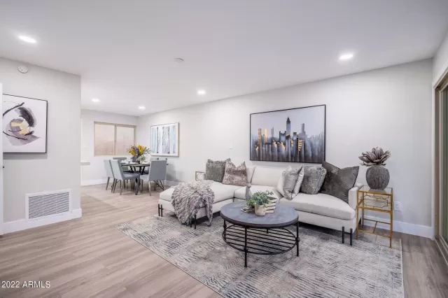 MLS: 6406165 Condo For Sale