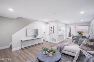 Photo #6: 6406165 Listing