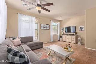 Photo #2: 6406191 Listing