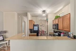 Photo #6: 6406191 Listing