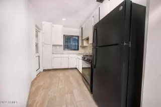 Photo #4: 6406198 Listing