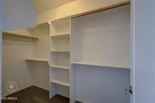 Photo #5: 6406210 Listing