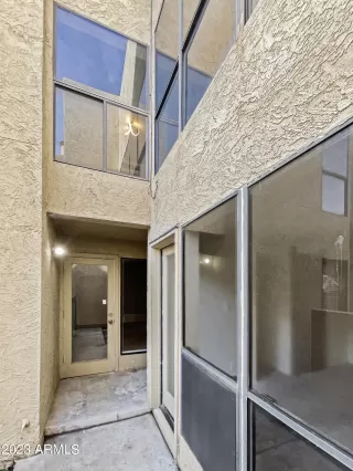 Photo #6: 6406213 Listing